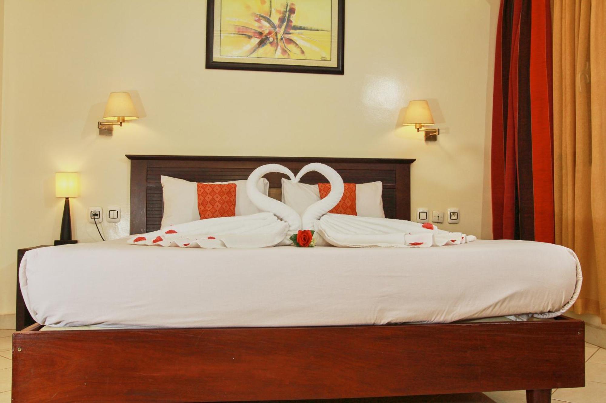 Dunia Hotel ביסאו מראה חיצוני תמונה