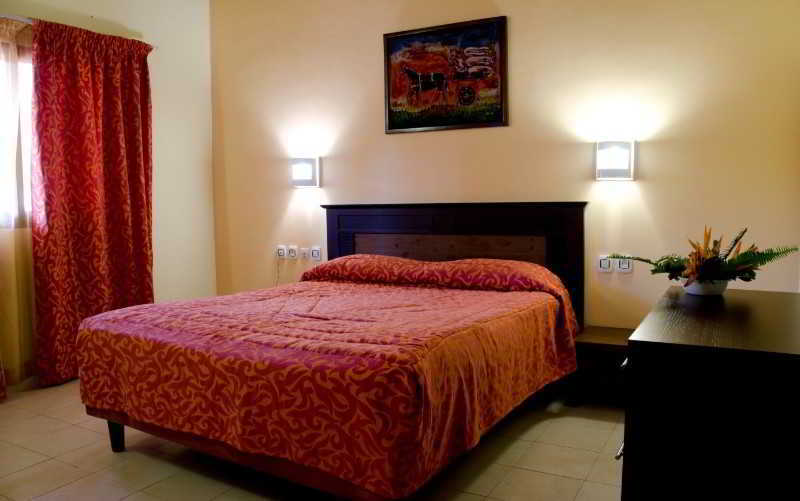 Dunia Hotel ביסאו מראה חיצוני תמונה
