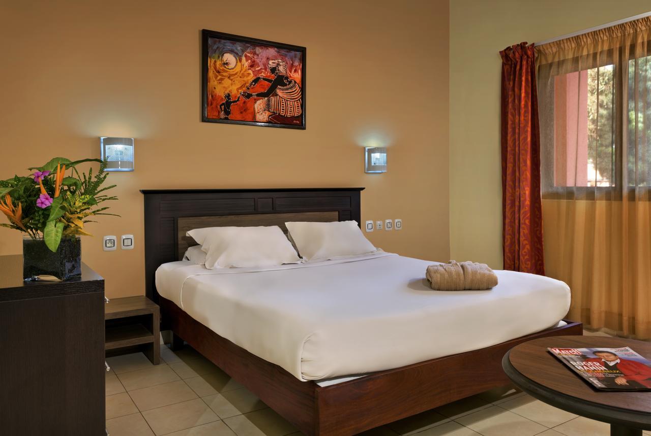 Dunia Hotel ביסאו מראה חיצוני תמונה